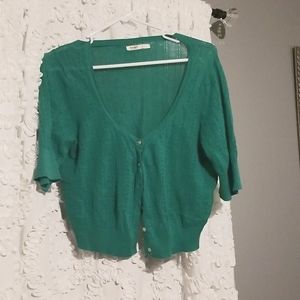 Lightweight green sweater